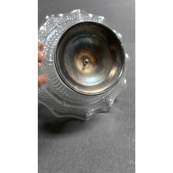 Vintage Glass Pedestal Compote Bowl Silver Plate Base 6.5" Scalloped Candy Dish - Picture 7 of 8